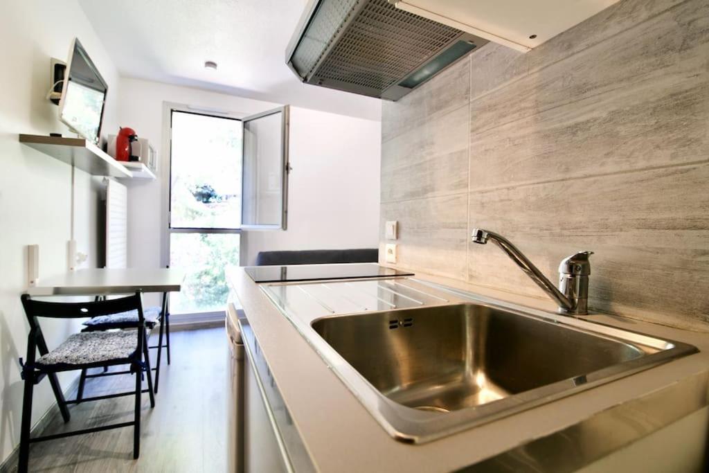Port Tamaris, Le Troisieme Apartment Ла Сен-сюр-Мер Екстериор снимка