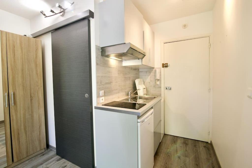 Port Tamaris, Le Troisieme Apartment Ла Сен-сюр-Мер Екстериор снимка